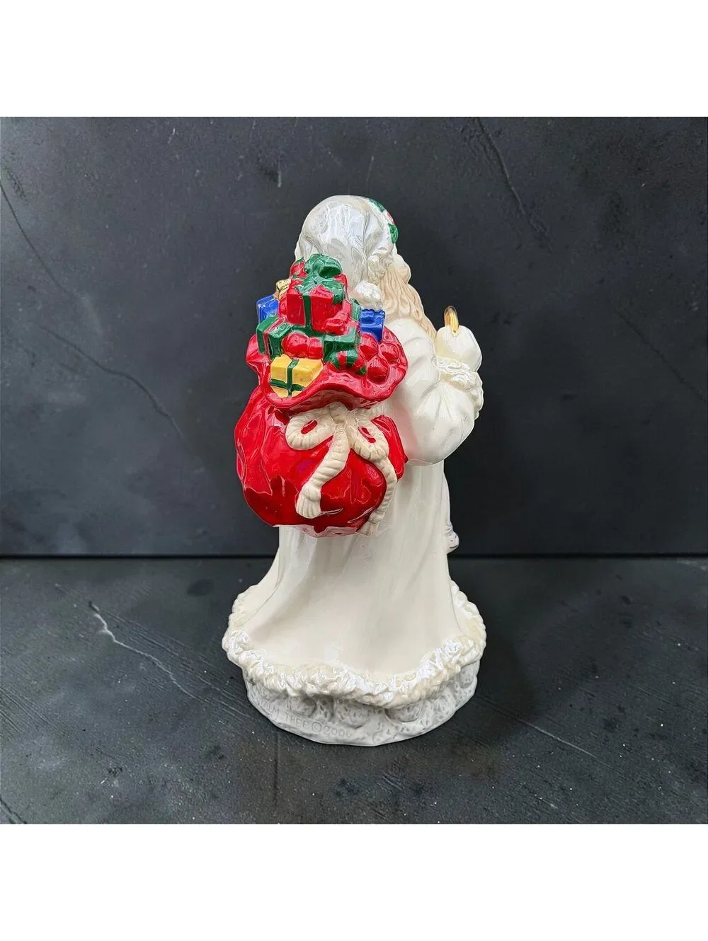 Vintage Palm Tree 2009 Santa Claus Figurine Scroll Lantern Christmas Decor 9